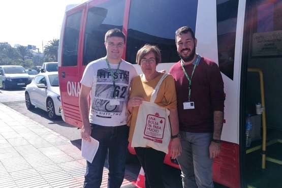 Binter vuela alto en la donación de sangre en Telde (Foto TA)